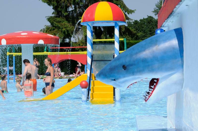 Vakantiepark Wilhelm Tell Vakantieappartement Opglabbeek Bagian luar foto